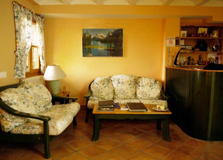 Bilanayur Hotel Alberuela de la Liena Kültér fotó