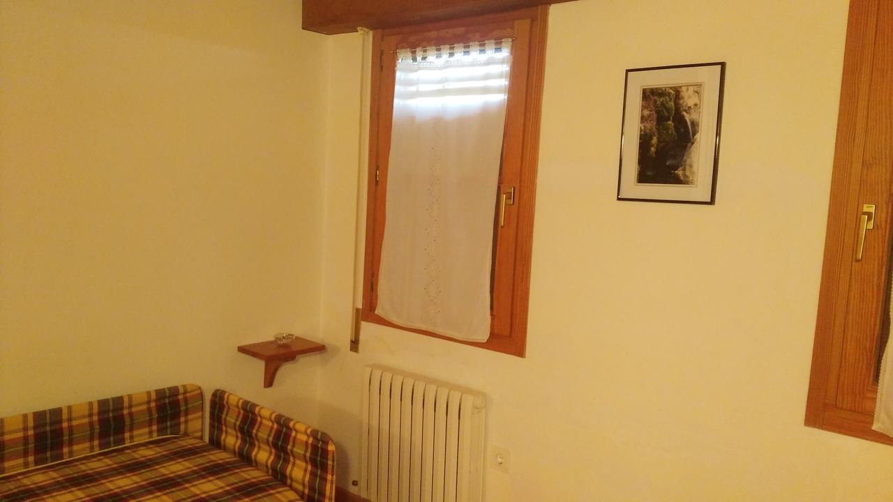 Bilanayur Hotel Alberuela de la Liena Kültér fotó