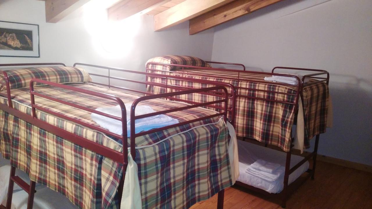 Bilanayur Hotel Alberuela de la Liena Kültér fotó