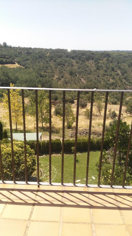 Bilanayur Hotel Alberuela de la Liena Kültér fotó