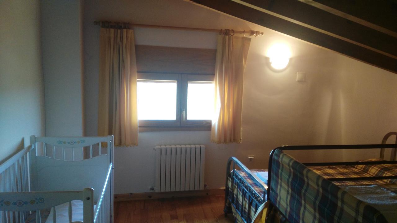 Bilanayur Hotel Alberuela de la Liena Kültér fotó