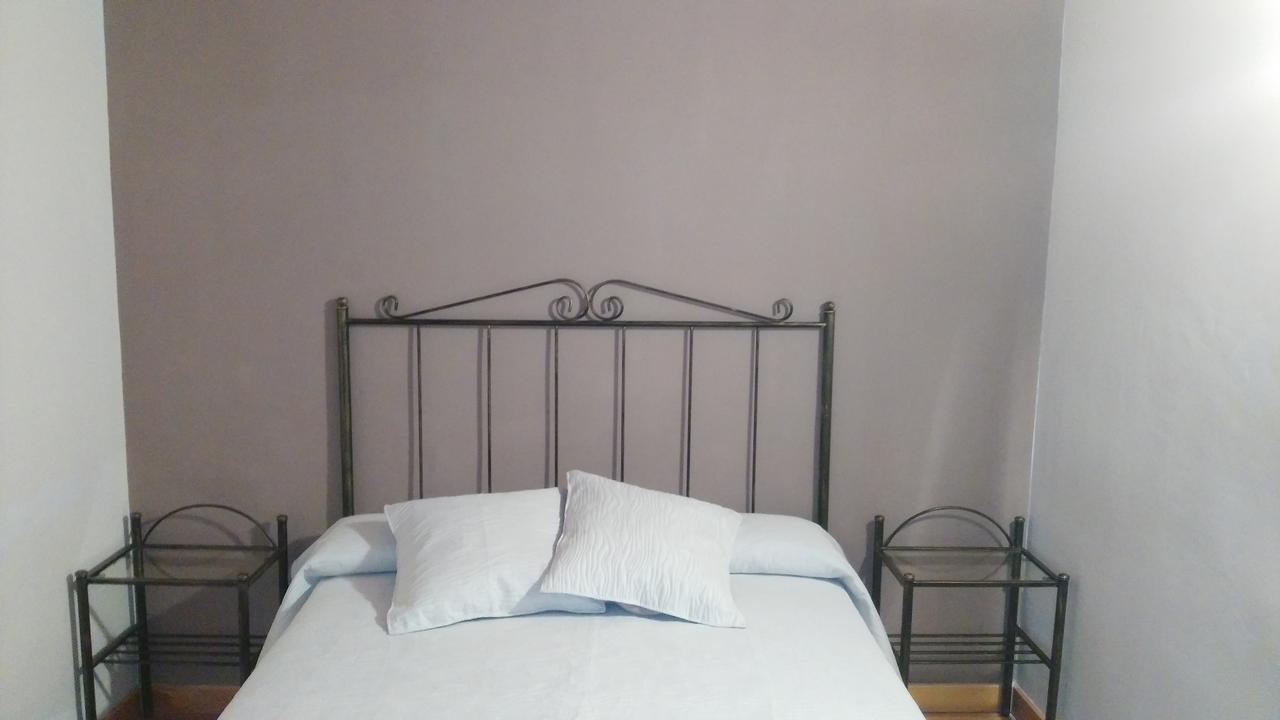 Bilanayur Hotel Alberuela de la Liena Kültér fotó
